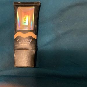 Darker foundation makeup